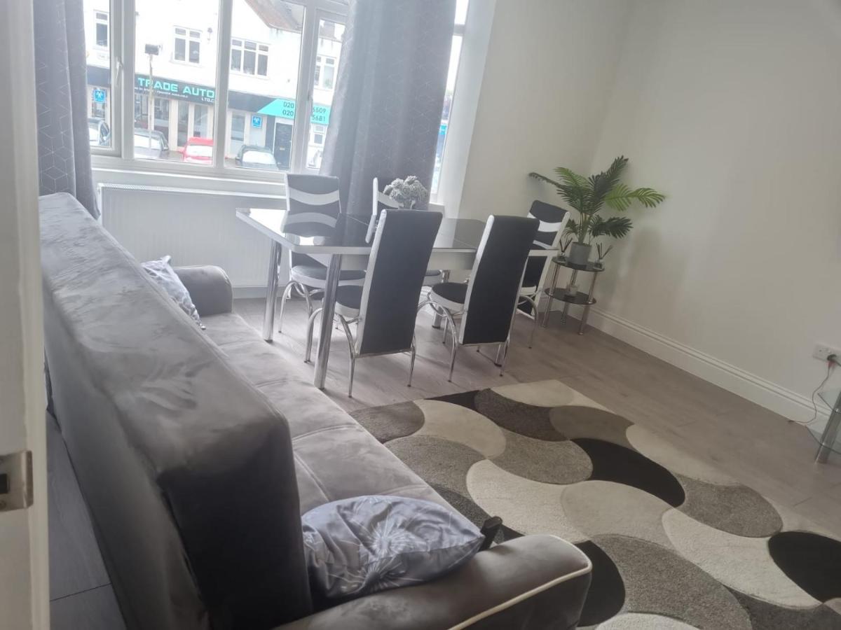 Attractive 2 Bed Apartments Free Wi-Fi And Parking Croydon Exterior foto